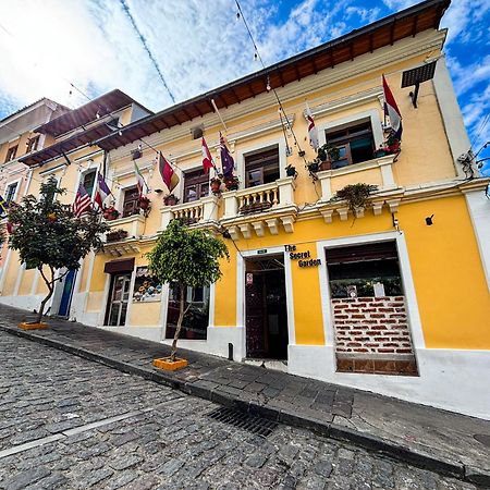 The Secret Garden Pansiyon Quito Dış mekan fotoğraf