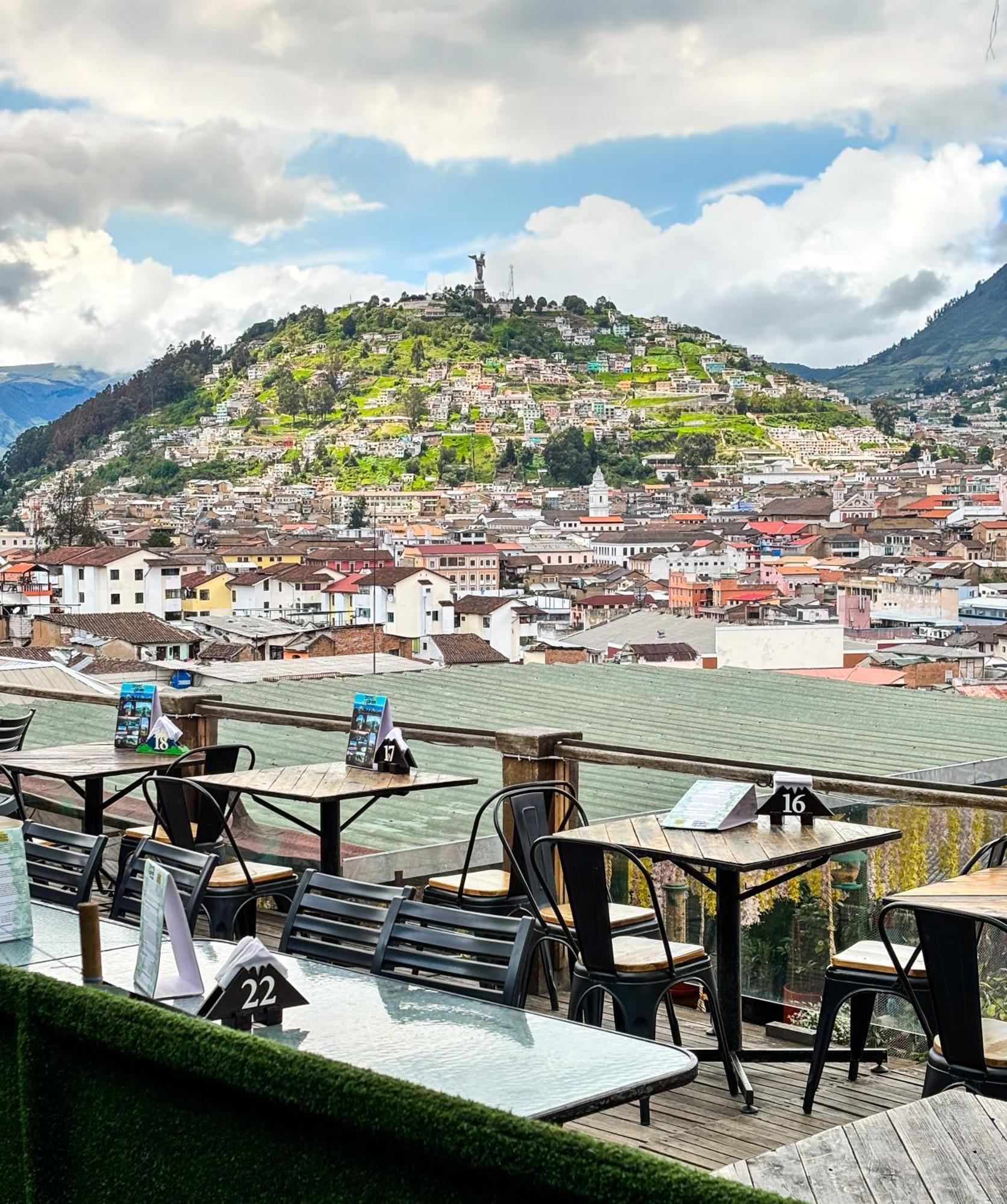 The Secret Garden Pansiyon Quito Dış mekan fotoğraf