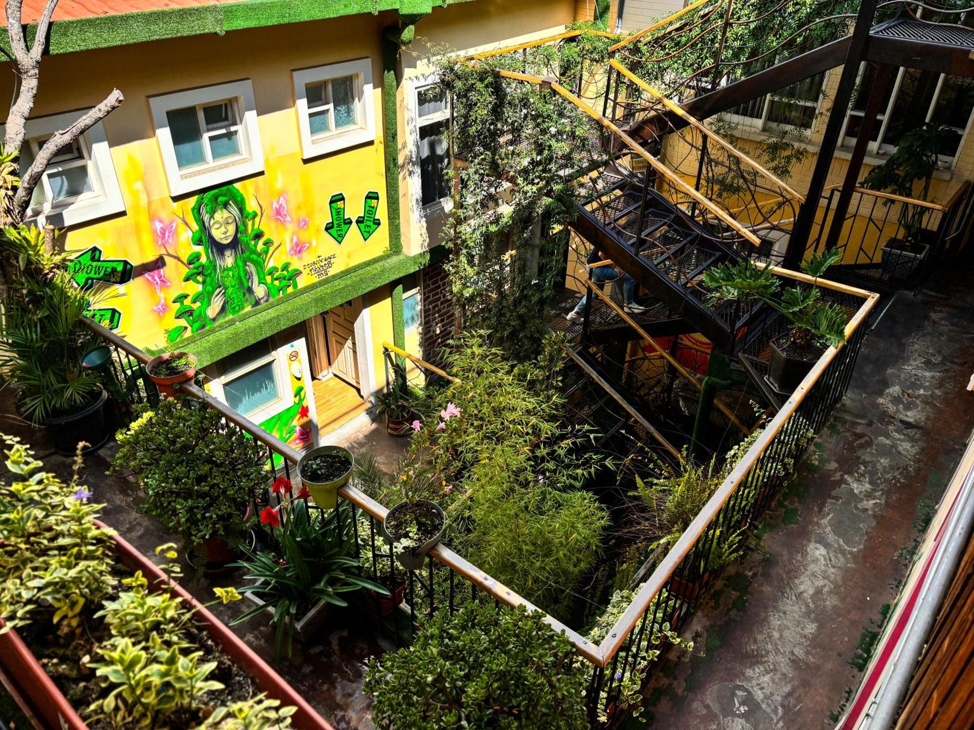 The Secret Garden Pansiyon Quito Dış mekan fotoğraf
