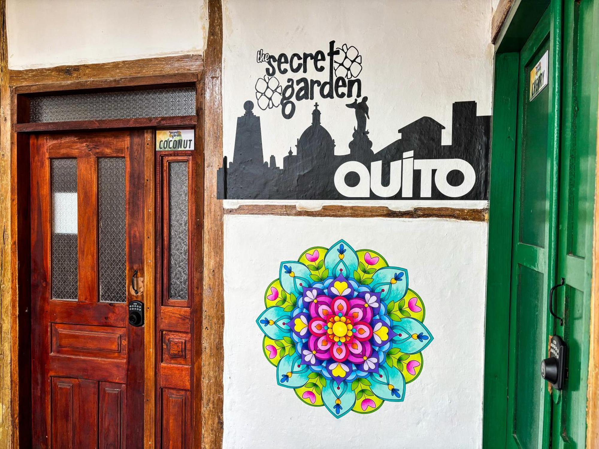 The Secret Garden Pansiyon Quito Dış mekan fotoğraf